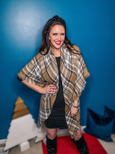 Load image into Gallery viewer, Classic Plaid Blanket Scarf
