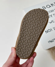 Load image into Gallery viewer, PREORDER: Flynn kids clogs 11.10.25