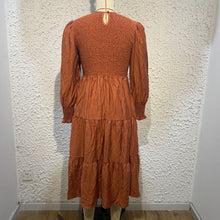 Load image into Gallery viewer, The Joellen Midi Dress