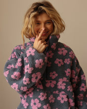 Load image into Gallery viewer, PREORDER: WYNTER FLEECE 11.10.25