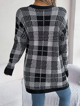 Load image into Gallery viewer, PREORDER: Shelby Plaid Cardi 11.10.25 osym