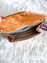Load image into Gallery viewer, Clutch/Crossbody Vegan Leather Purse