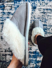 Load image into Gallery viewer, Essential Solid Hard Sole Slippers