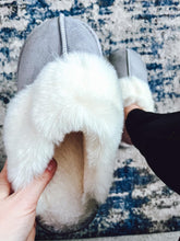 Load image into Gallery viewer, Essential Solid Hard Sole Slippers