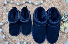 Load image into Gallery viewer, Faux Fur and Suede Mini Shortie Boots