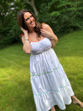 Load image into Gallery viewer, BIRDS OF A FEATHER MAXI DRESS