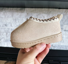 Load image into Gallery viewer, PREORDER: Kid's Clog slides 11.10.25 OSYM