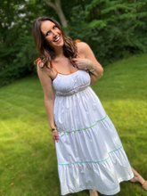 Load image into Gallery viewer, BIRDS OF A FEATHER MAXI DRESS