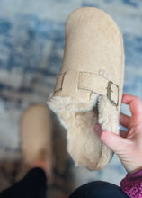 Load image into Gallery viewer, The Rachel Faux Fur Clogs