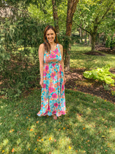 Load image into Gallery viewer, Round Neck Sleeveless Maxi Dress with Pockets