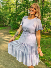 Load image into Gallery viewer, BETTE DAVIS EYES IN LILAC MIDI DRESS