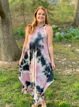Load image into Gallery viewer, MAKE YOU HAPPY MIDI DRESS