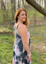 Load image into Gallery viewer, MAKE YOU HAPPY MIDI DRESS