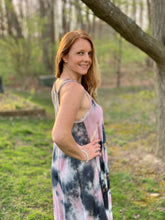 Load image into Gallery viewer, MAKE YOU HAPPY MIDI DRESS