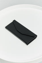 Load image into Gallery viewer, Chain Detail Cat-Eye Sunglasses