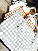 Load image into Gallery viewer, Weaved Checker Totes
