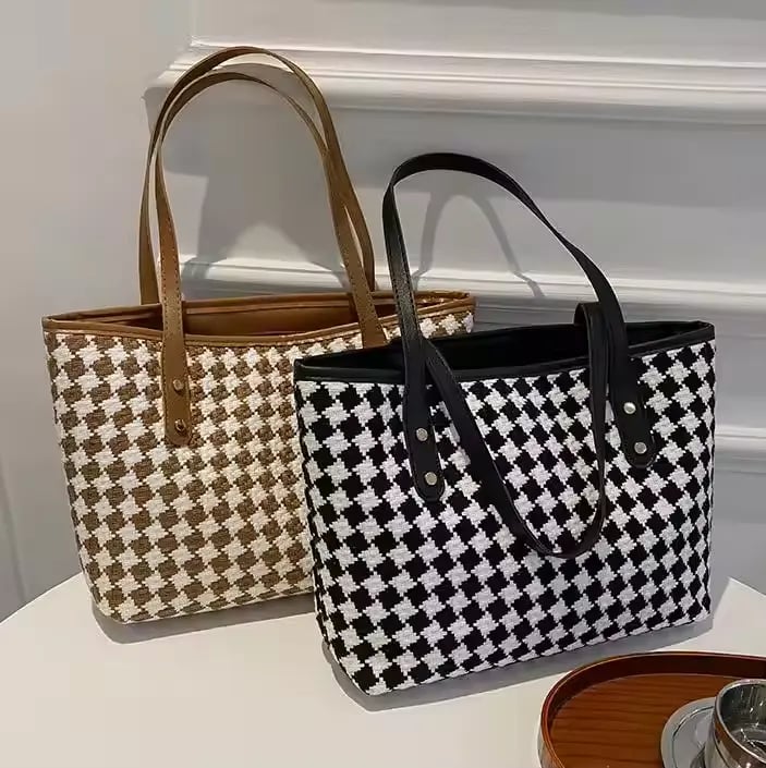 Weaved Checker Totes