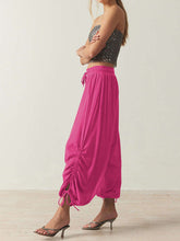 Load image into Gallery viewer, PREORDER: The Collee Cinch Pants 3.17.25 osym
