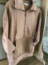 Load image into Gallery viewer, RTS:  FOREVER3AM BRANDED QUINN QUILTED HALF ZIP PULLOVERS-

