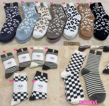 Load image into Gallery viewer, RTS: KNIT SOCKS-
