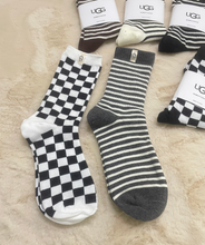 Load image into Gallery viewer, RTS: KNIT SOCKS-
