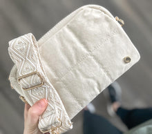 Load image into Gallery viewer, rts: Tufted Crossbody
