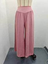 Load image into Gallery viewer, PREORDER: The Teagan Wide Leg Pants 1.27.25 osym
