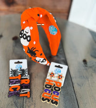 Load image into Gallery viewer, Boo Spider Halloween Top Knot Seed Beaded Handmade Headband - OBX Prep
