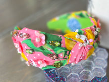 Load image into Gallery viewer, Julie Lemons and Floral Pink Pearl and Seed Beaded Top Knot Headband S
