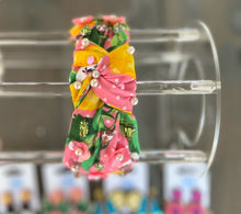Load image into Gallery viewer, Julie Lemons and Floral Pink Pearl and Seed Beaded Top Knot Headband S
