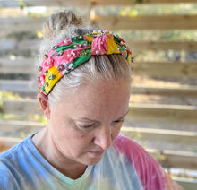 Load image into Gallery viewer, Julie Lemons and Floral Pink Pearl and Seed Beaded Top Knot Headband S

