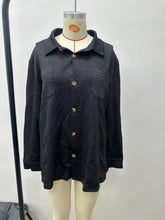 Load image into Gallery viewer, PREORDER: Skyla textured button down 11.10.25
