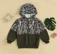 Load image into Gallery viewer, PREORDER: Rerun: Kids Camo Jacket 11.10.25 OSYM
