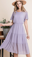 Load image into Gallery viewer, BETTE DAVIS EYES IN LILAC MIDI DRESS
