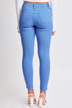 Load image into Gallery viewer, Hyperstretch Mid-Rise Skinny Pants
